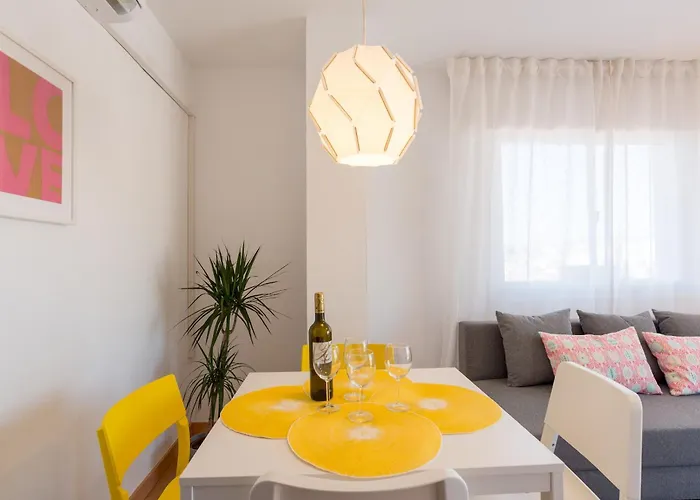 Apartment Malagasuite Yate Iii